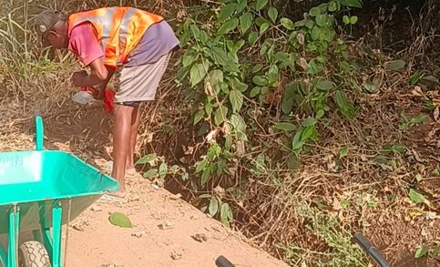 Keeping Ifite Clean: How a Community-Led Road Maintenance Team is Transforming the Environment